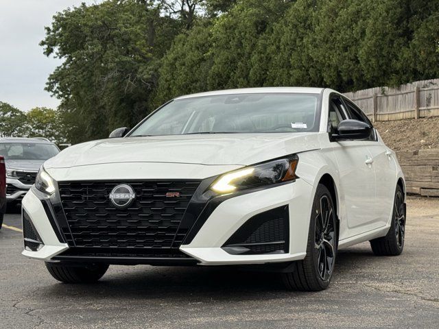 New 2026 Nissan Altima 2.5 SR FWD image 19