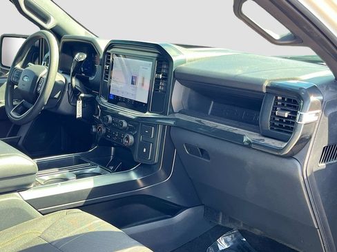 Used 2025 Ford F150 STX w/ Equipment Group 200A RWD image 27