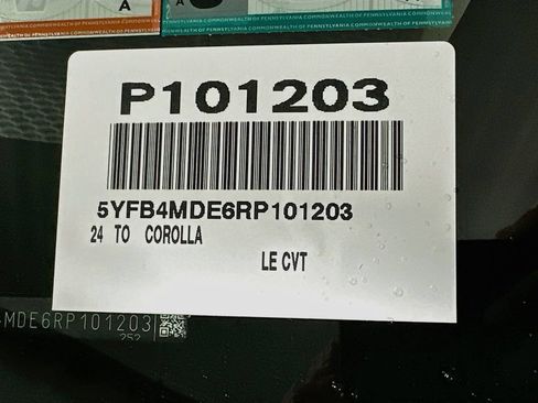 Used 2024 Toyota Corolla LE FWD image 22