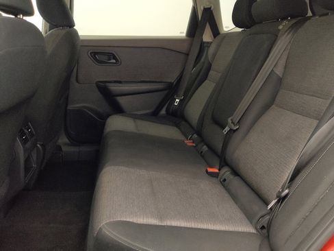 Used 2021 Nissan Rogue S FWD image 18