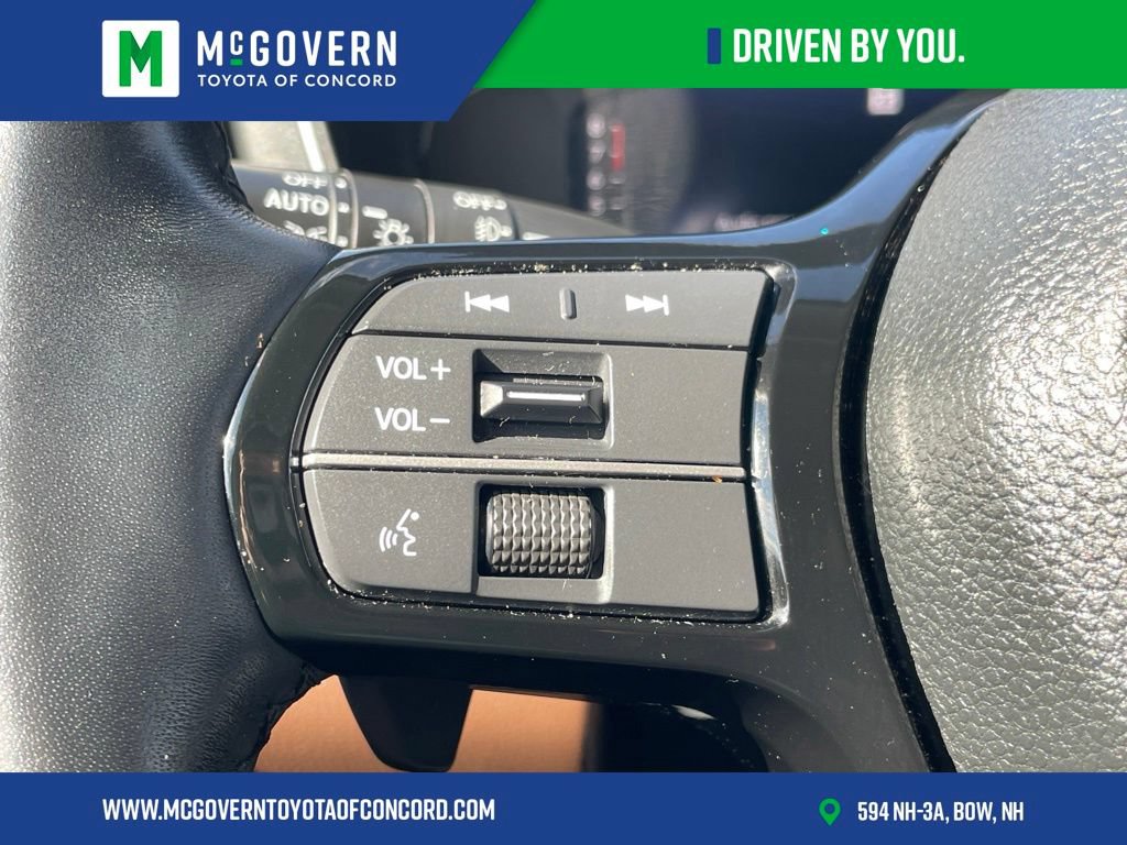 Used 2025 Honda Pilot Elite image 15