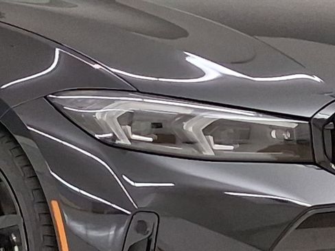 New 2026 BMW 330i Sedan w/ M Sport Package image 9