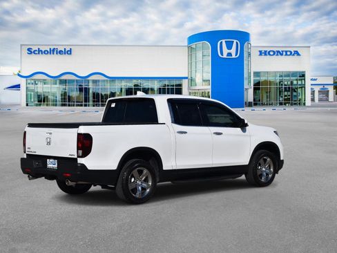 Used 2023 Honda Ridgeline RTL-E image 3