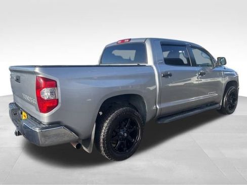 Used 2015 Toyota Tundra SR5 image 7