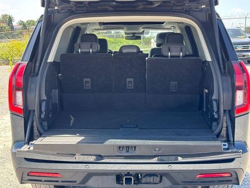 Used 2025 Ford Expedition Active AWD/4WD image 11