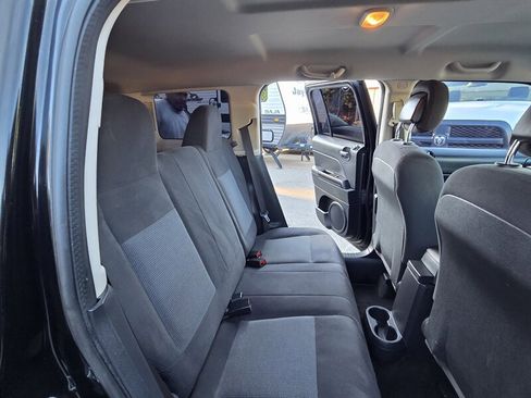 Used 2015 Jeep Patriot Sport w/ Power Value Group AWD/4WD image 14