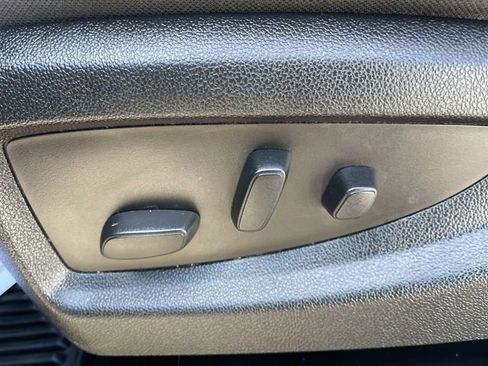 Used 2016 Chevrolet Silverado 2500 LT w/ LT Convenience Package image 12