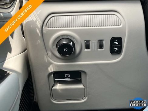Certified 2023 Jeep Grand Wagoneer Series II AWD/4WD image 35