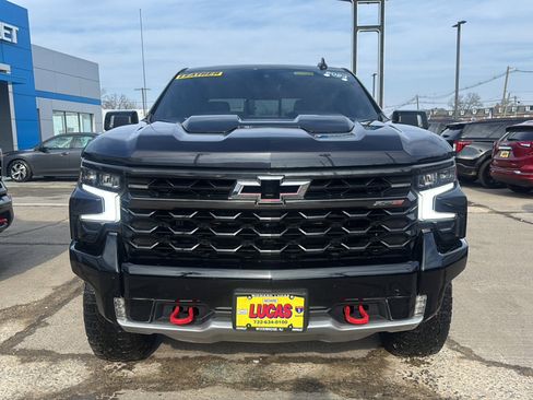 Used 2024 Chevrolet Silverado 1500 ZR2 w/ Technology Package image 3