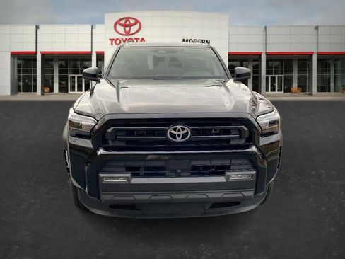 Certified 2025 Toyota 4Runner SR5 image 8