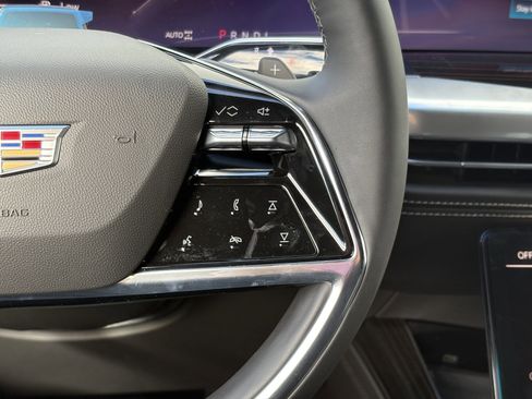 New 2026 Cadillac Escalade Luxury image 21