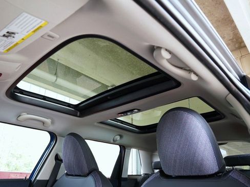 New 2025 MINI Cooper 4-Door Hardtop image 11