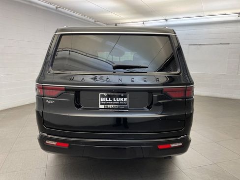 New 2025 Jeep Wagoneer Series III w/ Quick Order Package 25C Super image 5