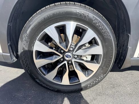 Used 2024 Subaru Outback Touring AWD/4WD image 44