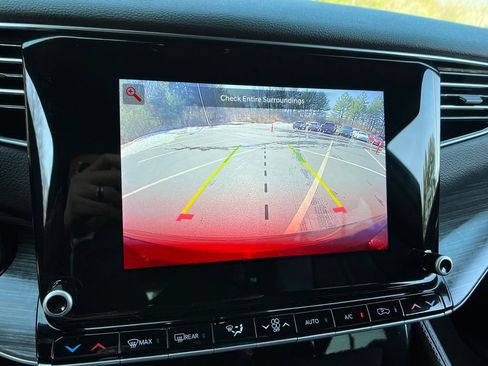 Used 2024 Jeep Wagoneer Series III image 19