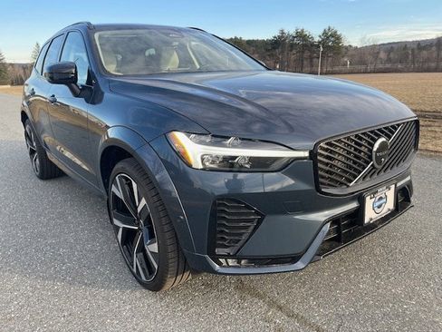 New 2026 Volvo XC60 B5 Ultra w/ Climate Package AWD/4WD image 4