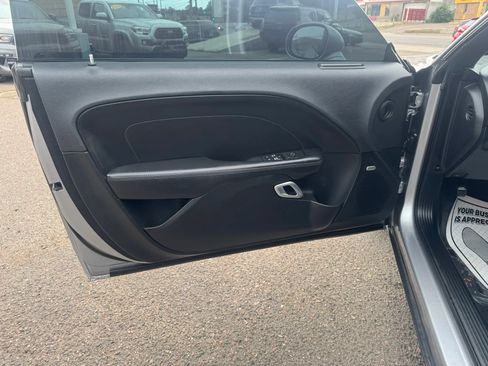 Used 2018 Dodge Challenger GT w/ Driver Convenience Group AWD/4WD image 12