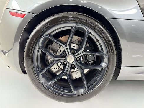 Used 2011 Audi R8 V10 image 29