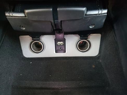 Used 2016 Toyota Avalon XLE FWD image 18