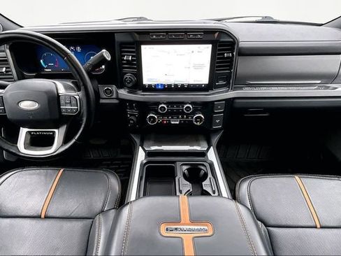 Used 2024 Ford F250 Platinum image 14