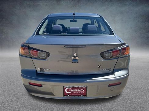 Used 2017 Mitsubishi Lancer ES image 4