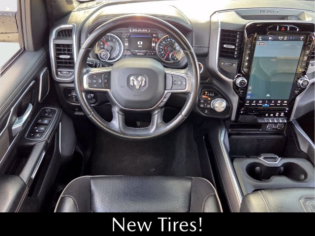 Used 2023 RAM 1500 Laramie AWD/4WD image 7