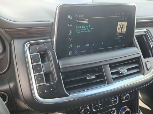 Used 2024 Chevrolet Suburban LT AWD/4WD image 24