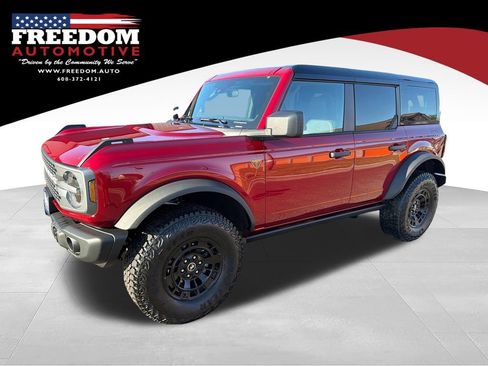 New 2026 Ford Bronco Badlands w/ Sasquatch Package AWD/4WD image 1