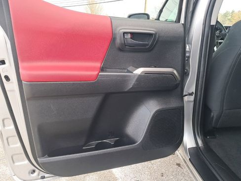 Used 2023 Toyota Tacoma SR5 image 10