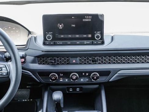 Used 2025 Honda Accord LX image 13