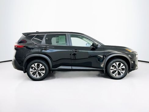 Used 2023 Nissan Rogue SV image 10
