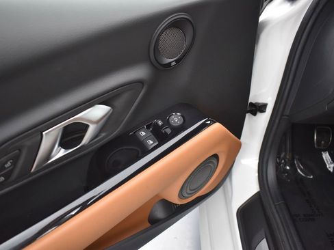 Used 2024 Toyota Supra image 8