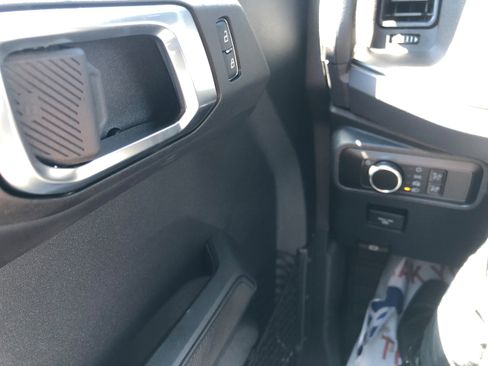 New 2025 Ford Bronco Badlands w/ Sasquatch Package image 20