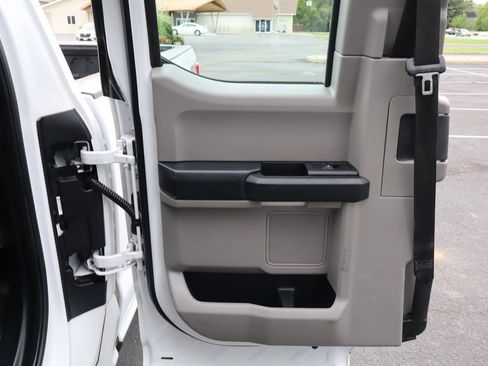 Used 2020 Ford F250 XL w/ Power Equipment Group AWD/4WD image 22