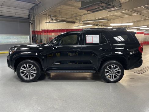 Used 2025 Toyota 4Runner Limited image 7