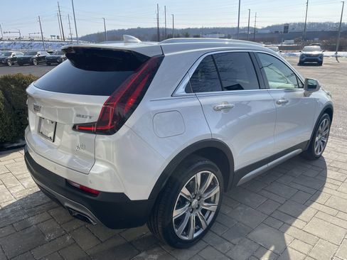 Used 2019 Cadillac XT4 Premium Luxury image 7
