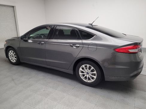 Used 2017 Ford Fusion S image 3