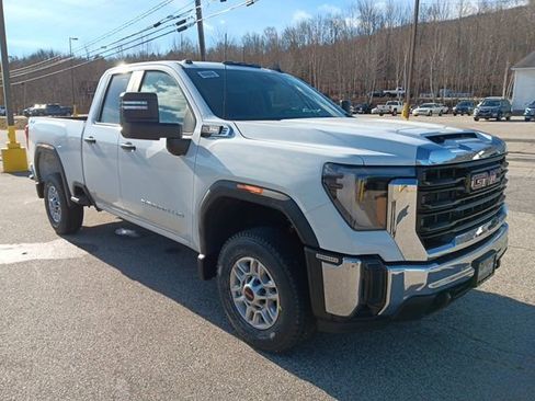 New 2026 GMC Sierra 2500 Pro w/ Convenience Package AWD/4WD image 22