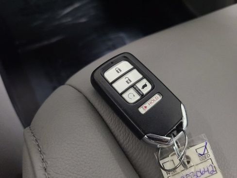 Used 2016 Honda Pilot EX-L image 39