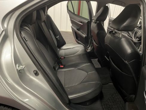 Used 2022 Toyota Camry SE image 40