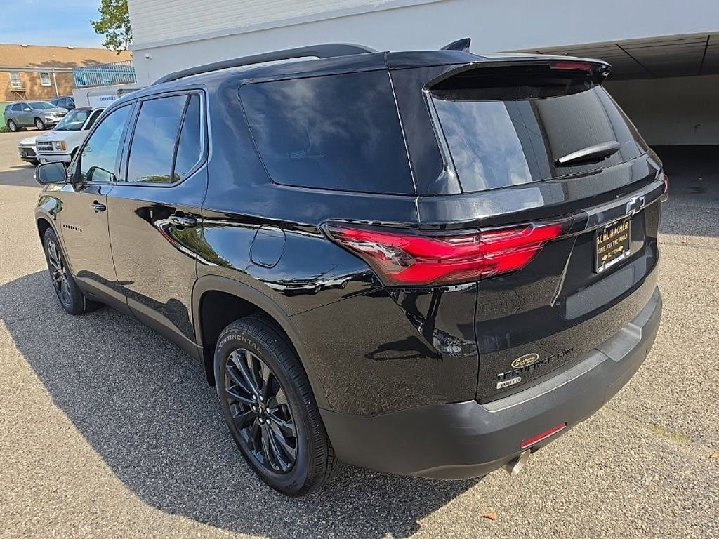 Used 2024 Chevrolet Traverse RS AWD/4WD image 5
