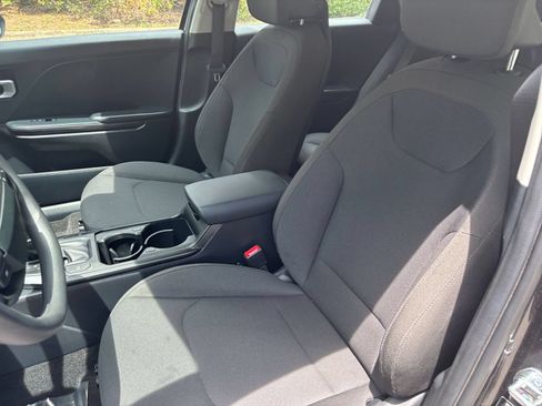 Used 2026 Kia K4 FWD image 23