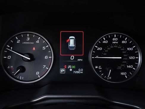 Used 2025 Subaru Outback Limited image 13