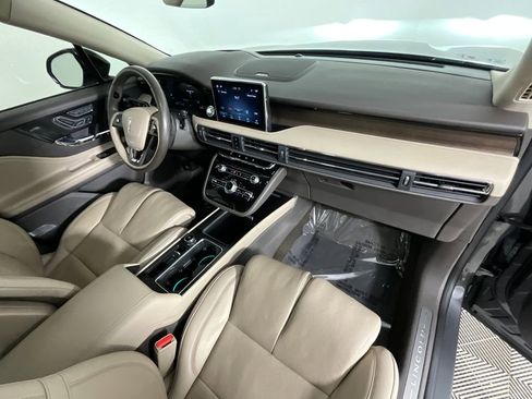 Used 2022 Lincoln Corsair Reserve w/ Equipment Group 201A image 19