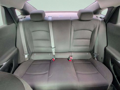 Used 2021 Chevrolet Malibu LS FWD image 31