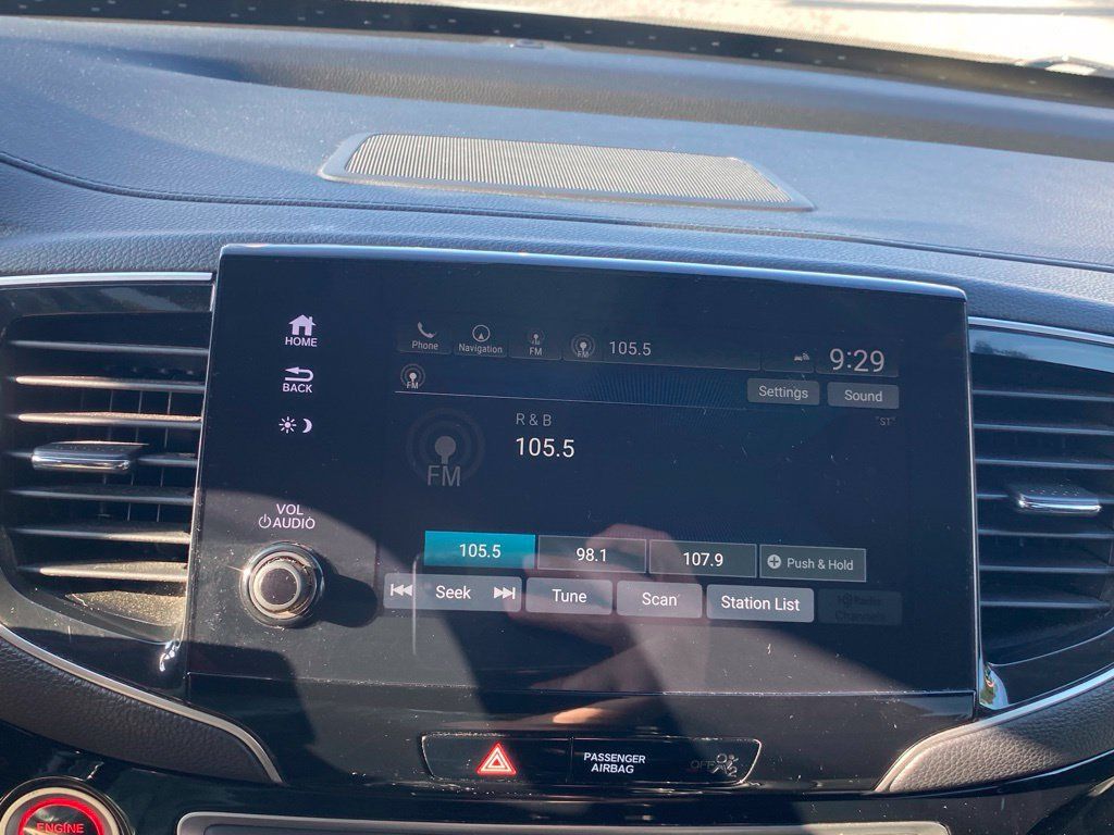 Used 2019 Honda Pilot Elite image 25