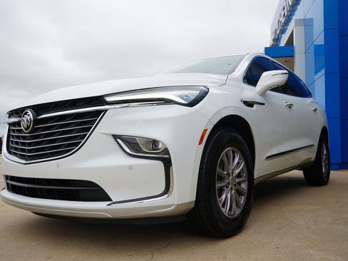 Used 2024 Buick Enclave Premium FWD image 4