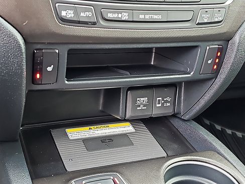 Used 2023 Honda Passport TrailSport image 25