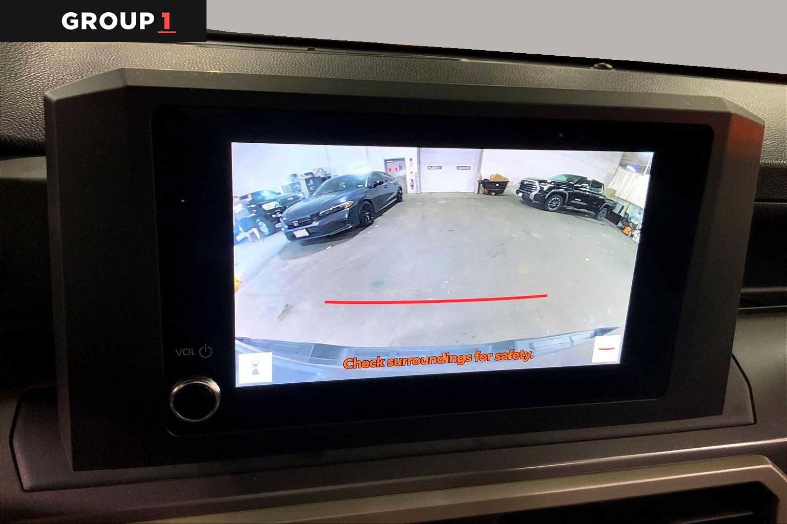 Certified 2025 Toyota Tacoma SR5 AWD/4WD image 27