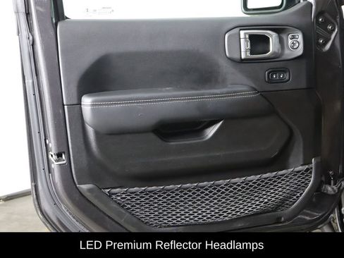 Used 2022 Jeep Wrangler Unlimited Rubicon image 20